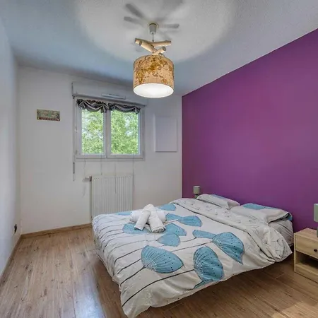 4p With Balcony In Appartement *